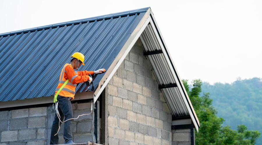 Expert new roof installation services in Dickinson, TX